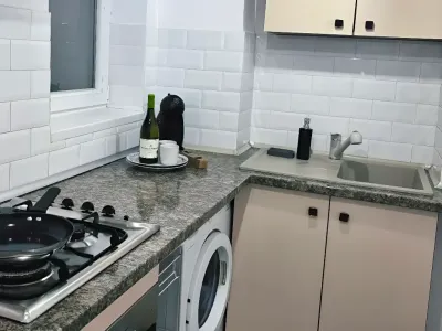 apartament vanzare cumparare Sector 6 București bucatarie masina